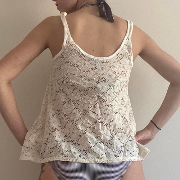 Crochet Y2K lace tank top DELIAS size small - Picture 3 of 4